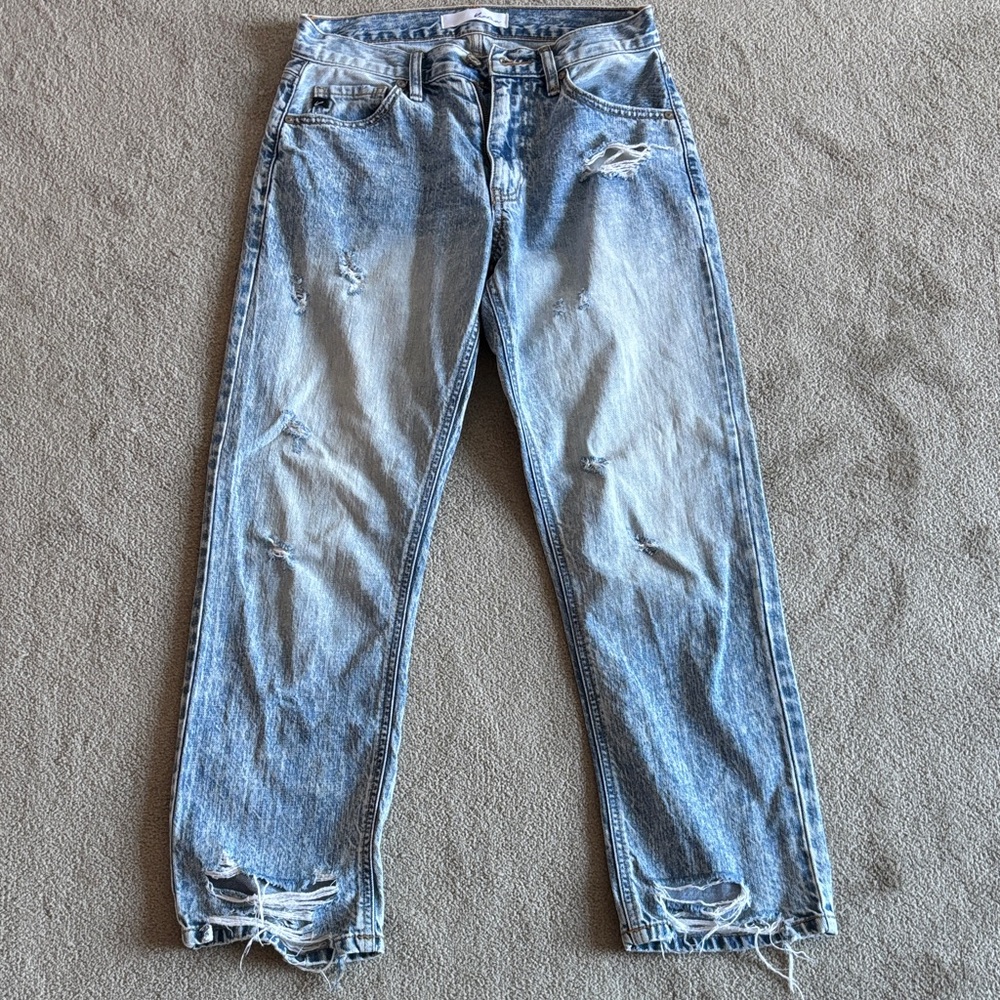 Comfortable ripped jeans